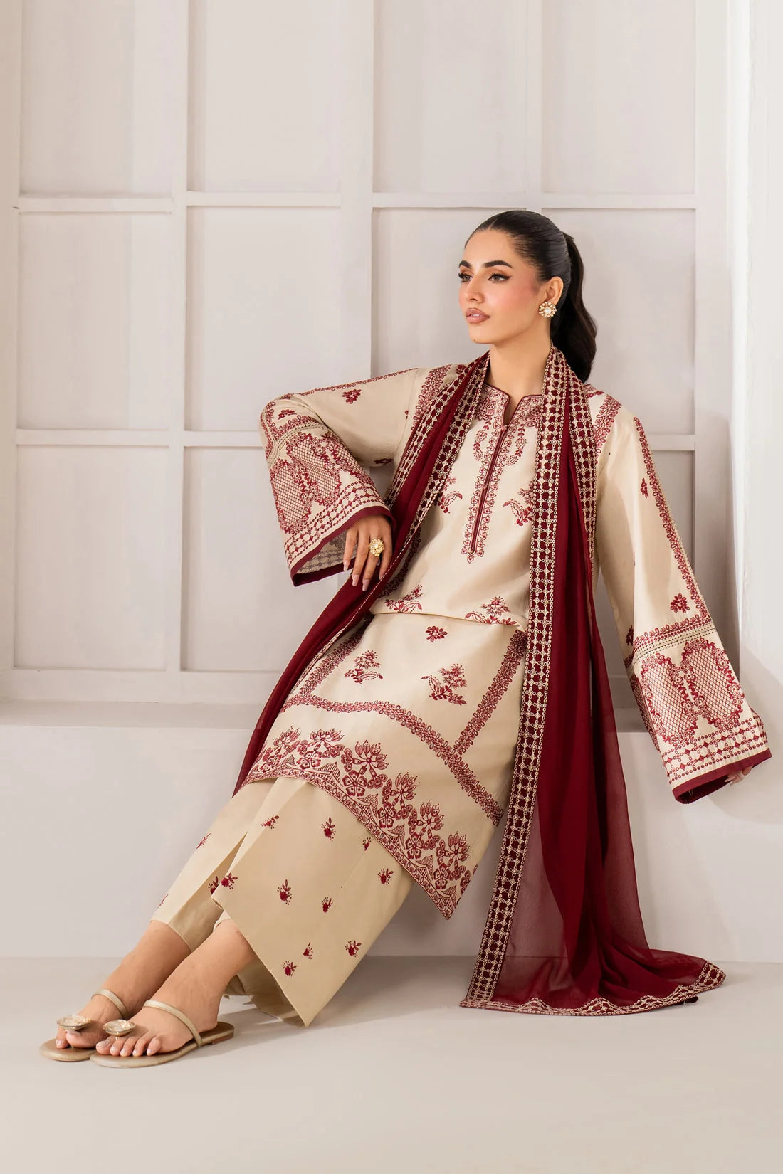 PALE SKIN 3pc ZB-1105