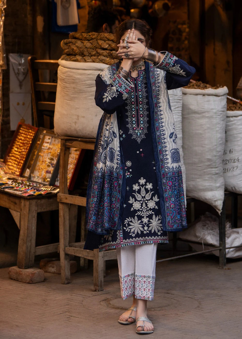 Bazzar Blue ZB-8079